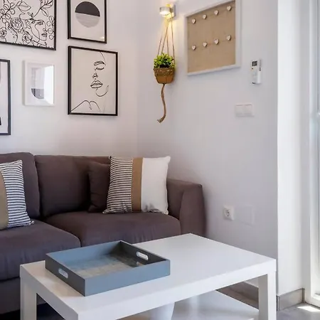 Pink Vistalegre Apartment
